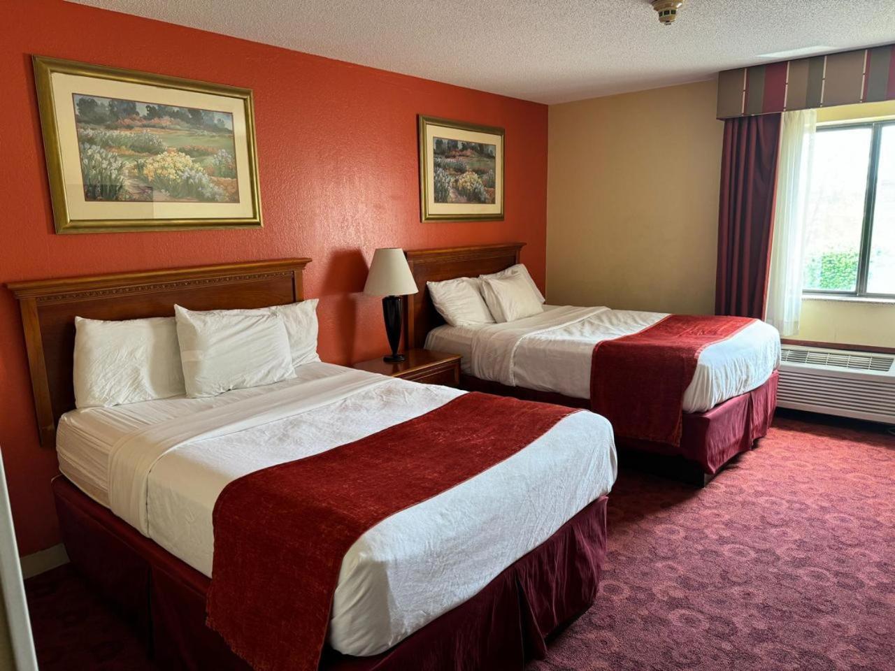 Baymont By Wyndham Springfield Il Hotel Exterior photo